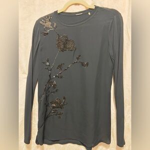 Elite Tahari blouse. Size Small. Navy blue.